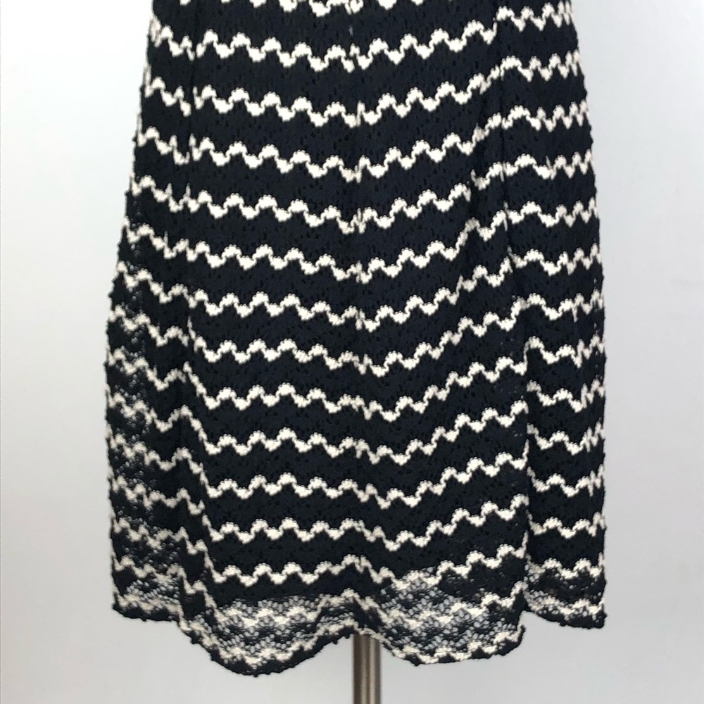 KARL LAGERFELD fit flare dress black white crochet - Picture 7 of 8